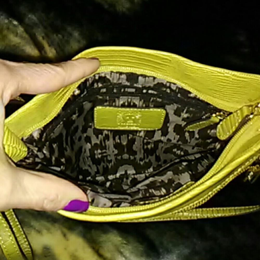 Purse - Picture 3 of 4